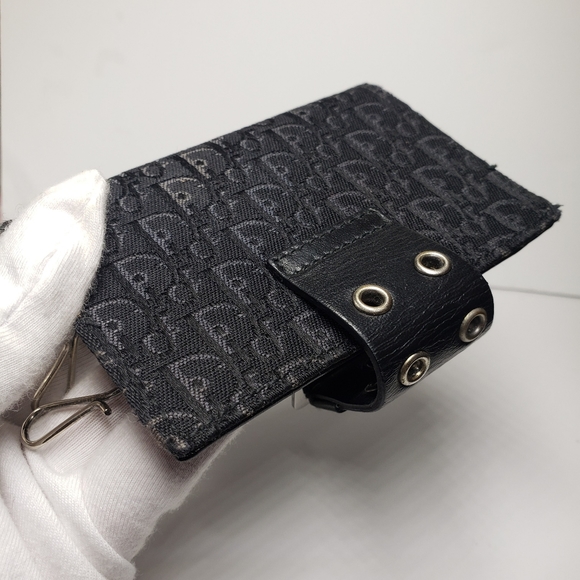 2️⃣5️⃣0️⃣AUTH DIOR oblique 6 key case - Picture 13 of 15